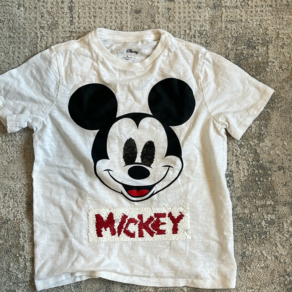 Disney Mickey Mouse flip unisex t-shirt.